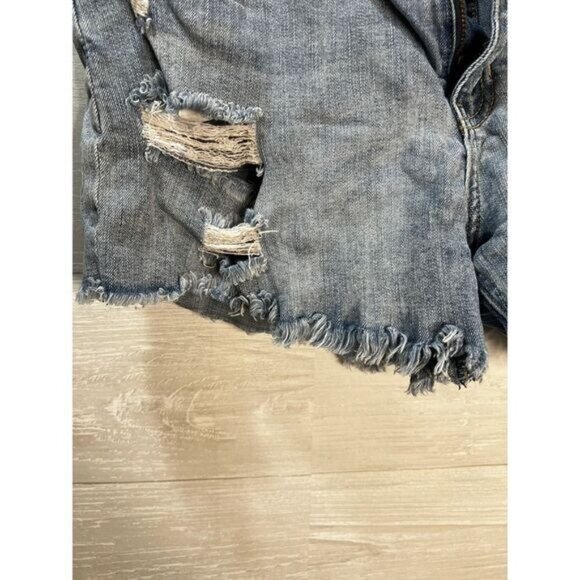 Distressed Denim Jean Shorts With Frayed Hems & Ripped Details Womens Casual Sty - Picture 4 of 7